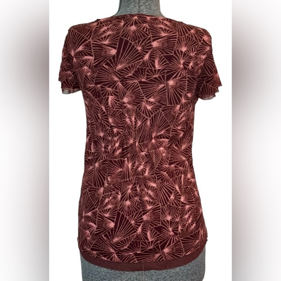 Calvin Klein jeans women’s short sleeve top, medium - Picture 4 of 12